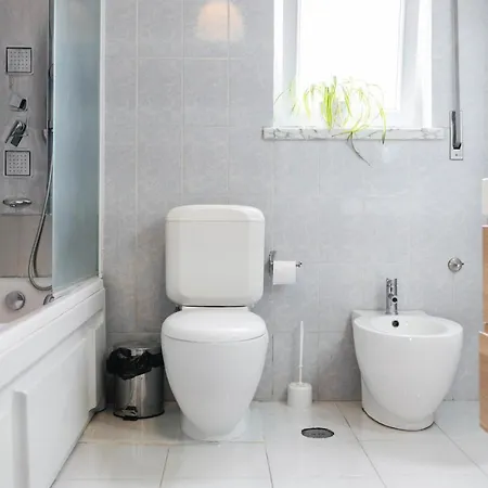 Kirana House Guest house
